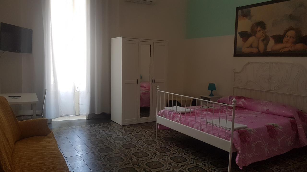 Hotel Lanza CTA Exteriér fotografie